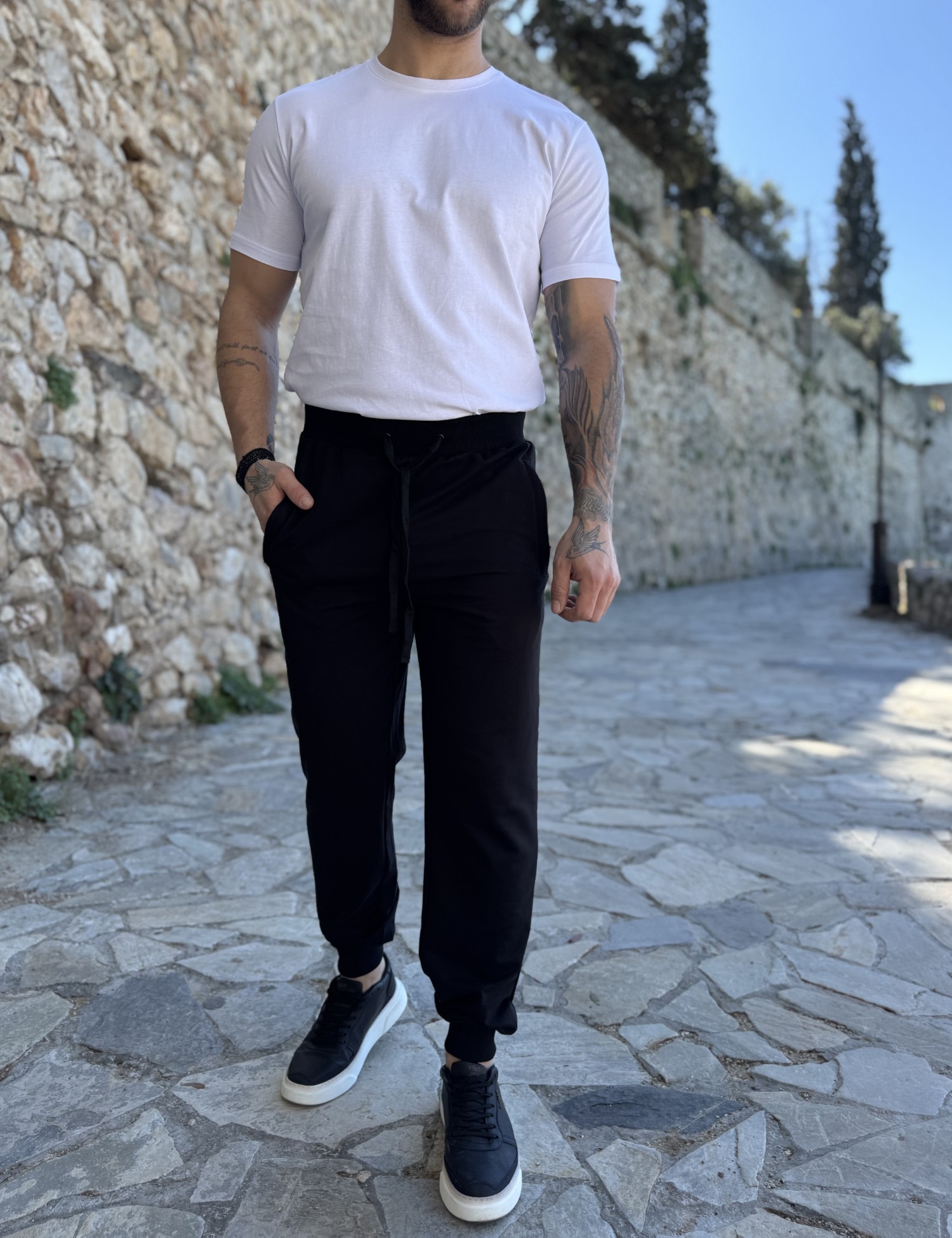 Ανδρική αθλητική μαύρη φόρμα με λάστιχο 50121 φωτογραφία